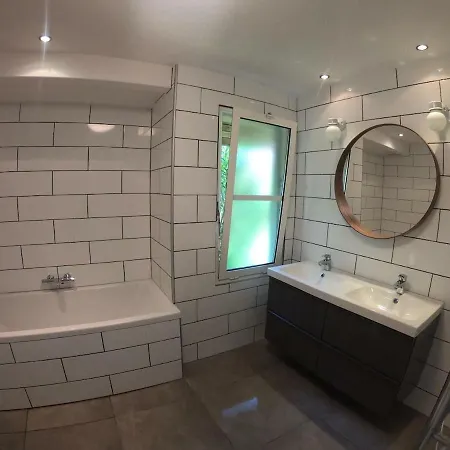 5 Bedrooms 4 Bathrooms Large Swimming Pool Moliets-et-Maa