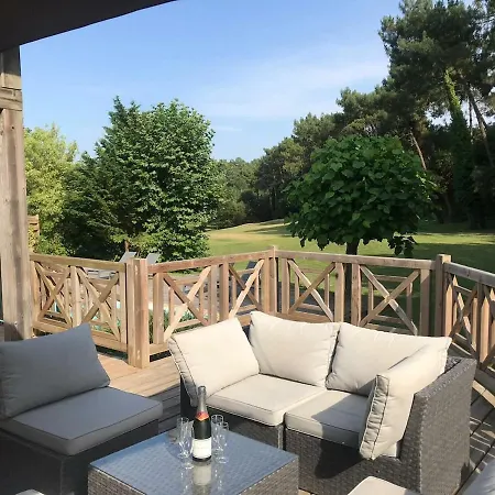 Villa 5 Bedrooms 4 Bathrooms Large Swimming Pool